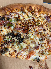 Pizza near Hyde Park Motel